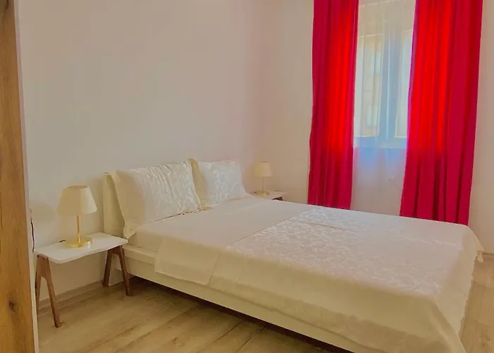 Chavdar Apartments